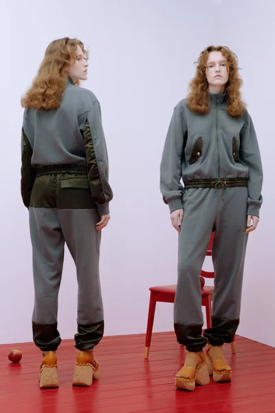 Look 18
